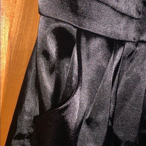 NWT dress   - Picture 4 of 8